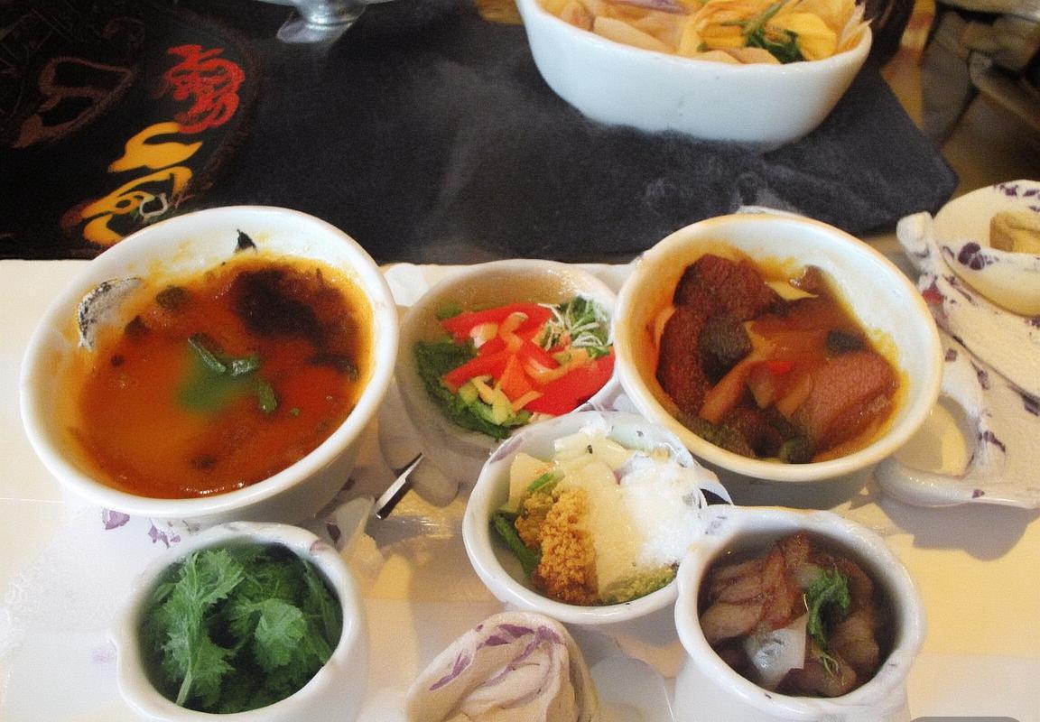 拜仁尤文百年对决：足球传奇的巅峰对决与战术革新展望(图1)